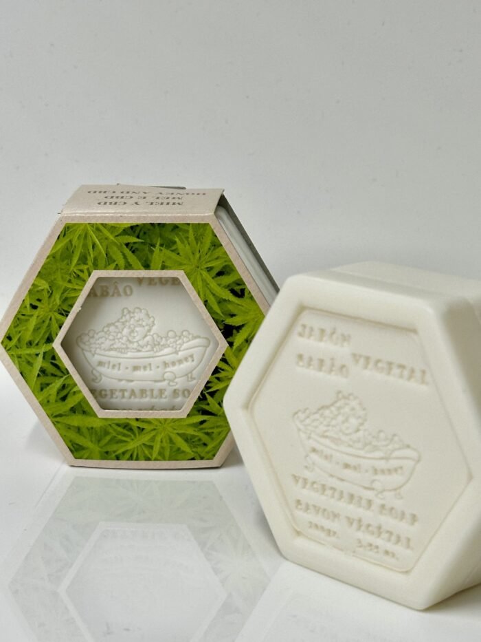 Jabon vegetal hexagonal con CBD (100gr) - Imagen 2